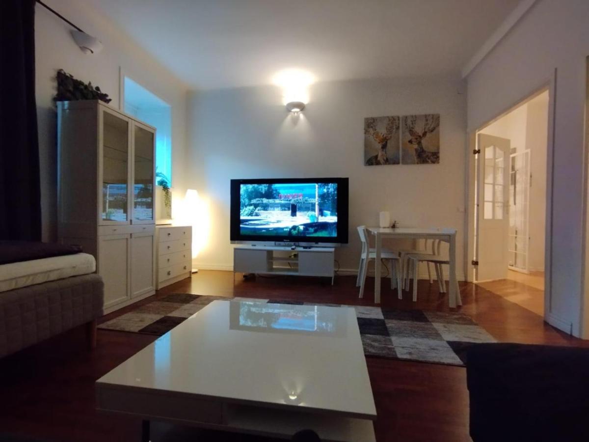 Apartment Furnished 58 M2 Restaurant In The Heart Of ! Stockholm