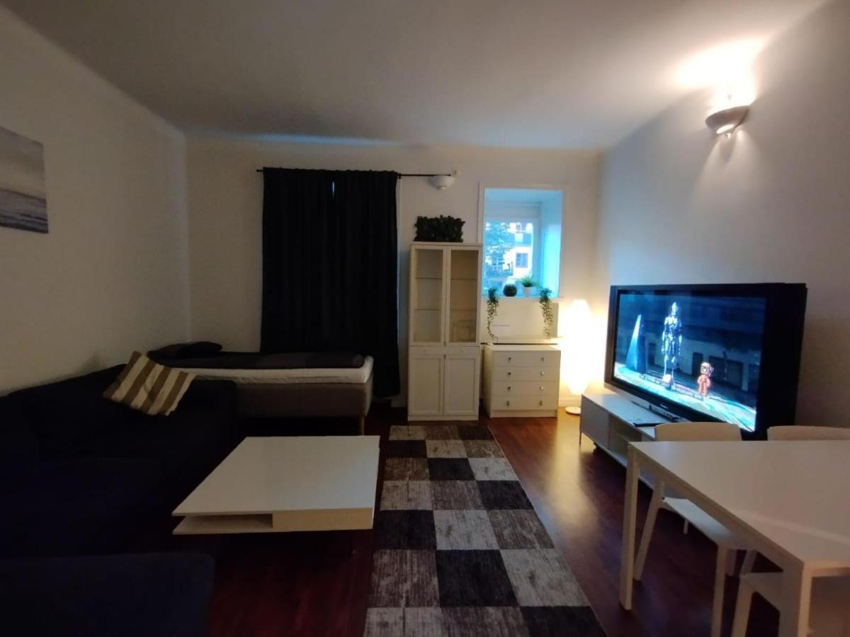 Furnished 58 M2 Restaurant In The Heart Of ! Apartment *